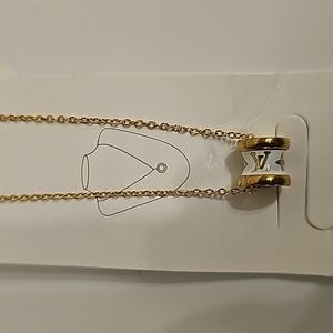 Brand new designer necklace